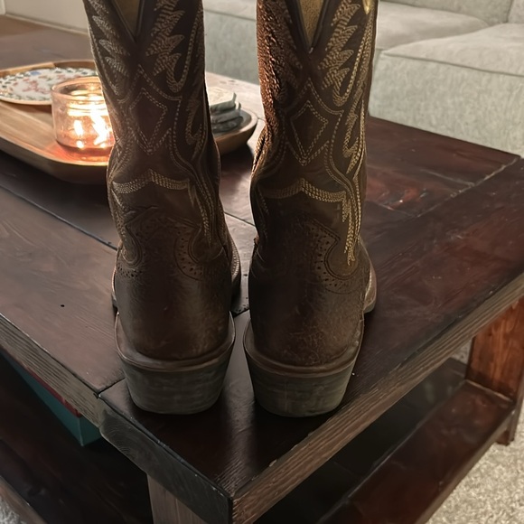 Men’s Ariat Boots - 9D - Picture 3 of 8